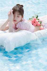 漂亮白月光觉醒随军，首长争又抢小说免费阅读全文