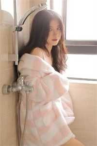 弹幕说他爱我，可他处处难为我小说免费