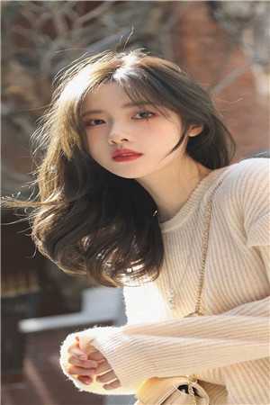 错睡后，偏执大佬粘人成瘾的小说