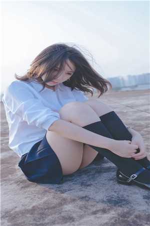 前往军区离婚，被禁欲军官亲哭了小说在线阅读免费