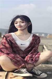 前往军区离婚，被禁欲军官亲哭了试读