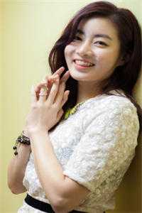 为你撑伞的雨季全文