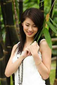 月光不曾照亮我异常火爆