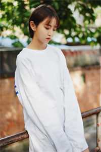 世子是女的，权臣们全疯了by