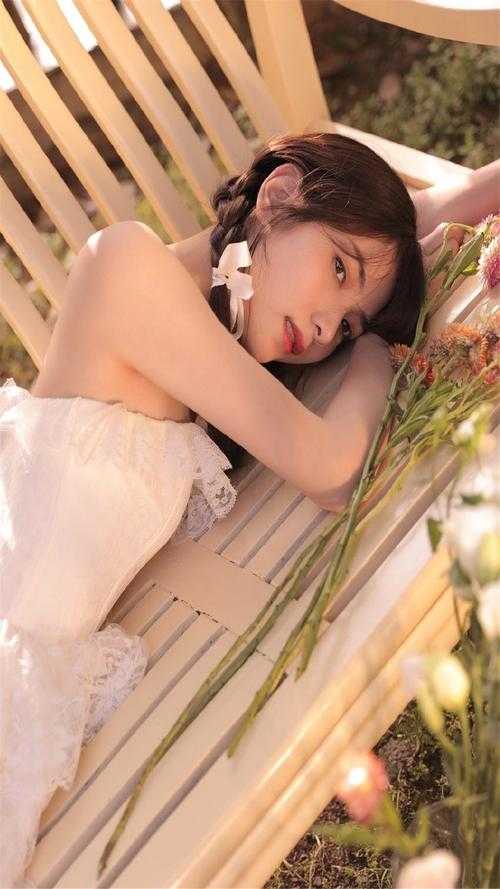 情深作局中，此恨经年长阅读