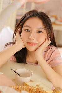 刚入职半个月，小白兔被上司盯上了已完结