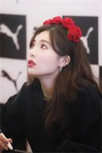 归春事晚杏花寒畅读