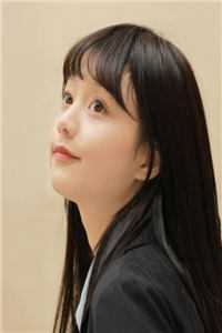 你在微光深处目录