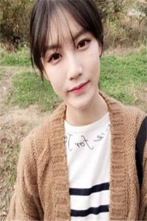 穿成替嫁王妃，夫君竟是潜力股好看的小说推荐完结