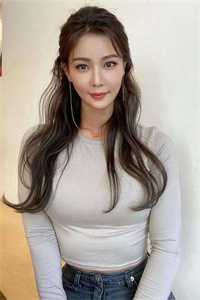 娇娇小保姆湿身后，豪门大佬疯抢全集