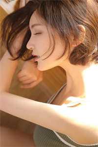 闻君有两意，故与相决绝高口碑