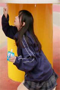 社恐绑定了亲密系统，他主动贴上来全本