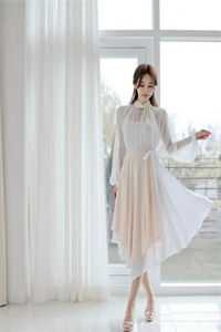 长亭烟雨湿青衣新上热文