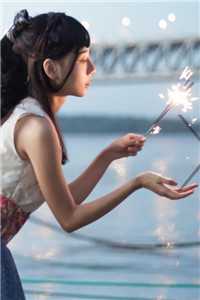 朝不见月岁岁春最新