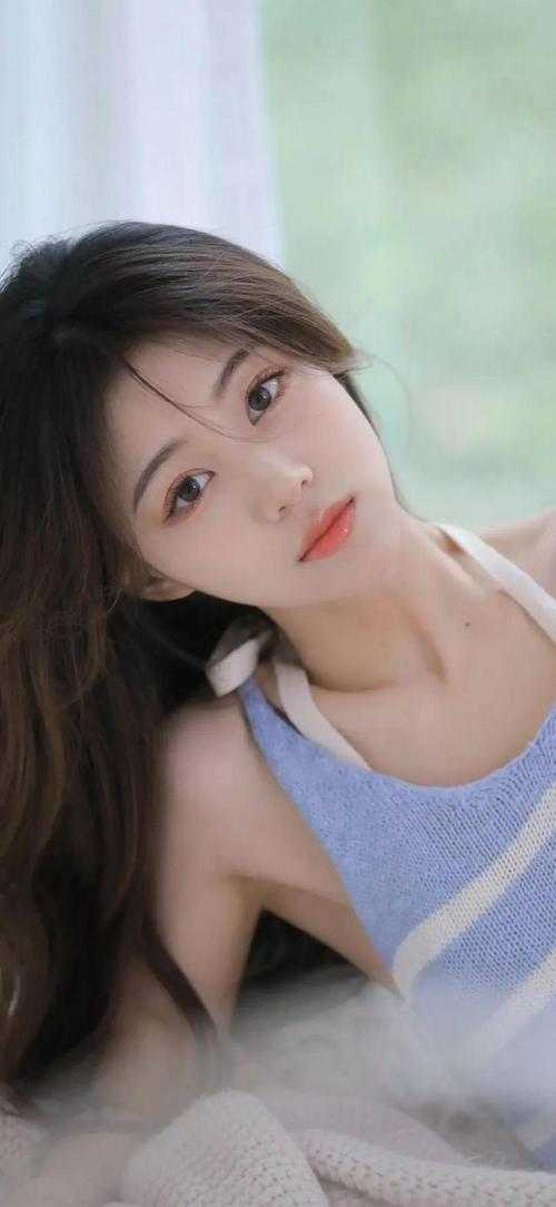 穿成种田恶女，三个疯批男虐哭了后续