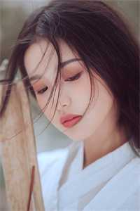 拍卖会上，老婆天价为男助理点天灯全章阅读