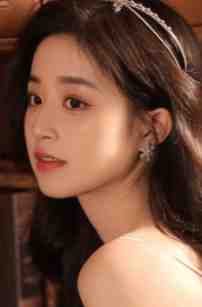 逃出囚笼归来，她将世子踢下神坛柳月娥苏微雨番外