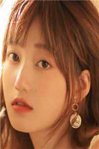 末世杀神穿成团宠，整个大院都爱我全球完整文集