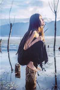 我跟闺蜜被杀后脱离世界回家，亲人们却疯了顾未央傅凛大结局