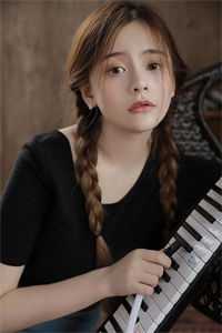 细雨洇湿青衫在线看