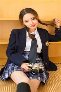 她于深海见星辰免费看