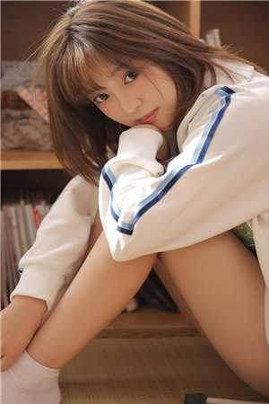 且趁余花眸一笑傅屿顾念慈无删减全文