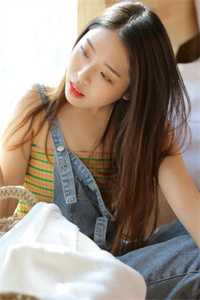 前往军区离婚，被禁欲军官亲哭了最新