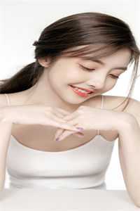 穿入1vn文，恶毒女配只想活命后续+无弹窗