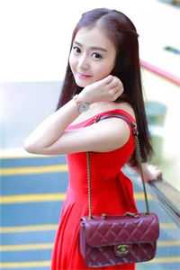 佛烬冉新生异常火爆