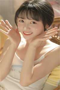 逃出囚笼归来，她将世子踢下神坛未删减版