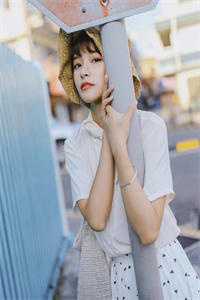 漂亮白月光觉醒随军，首长争又抢在线