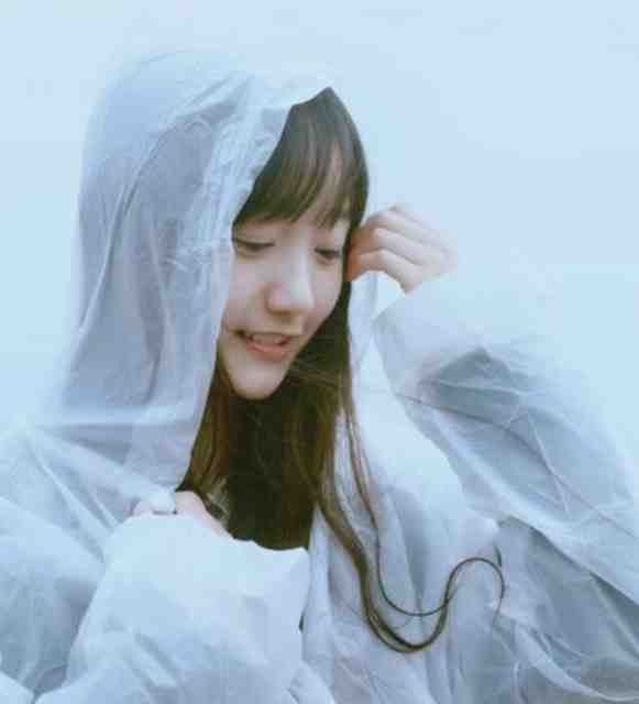 弹幕说他爱我，可他处处难为我小说结局