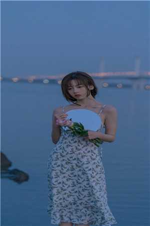 纯欲乖乖的软腰，腹黑竹马掐上瘾阎宦祝妤小说