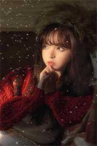 逃出囚笼归来，她将世子踢下神坛推荐