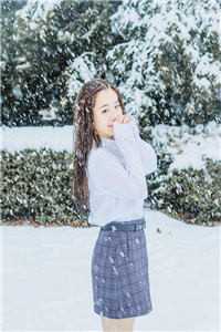 五一出游，未婚妻和男闺蜜睡一顶帐篷爆火全网