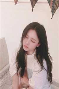 刚入职半个月，小白兔被上司盯上了章节