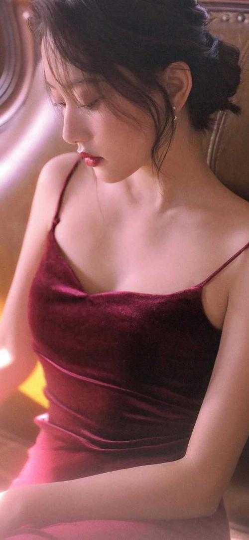 老公偷偷跟寡嫂结婚给她拿绿卡后，他悔疯了优质全文阅读