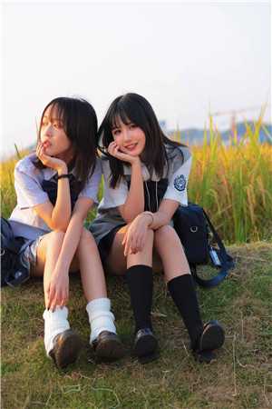 与妻共看云起时抖音热门