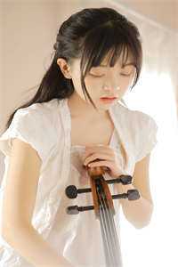 世子是女的，权臣们全疯了苏晚琥珀全集