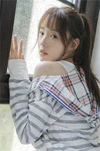 刚入职半个月，小白兔被上司盯上了爽文